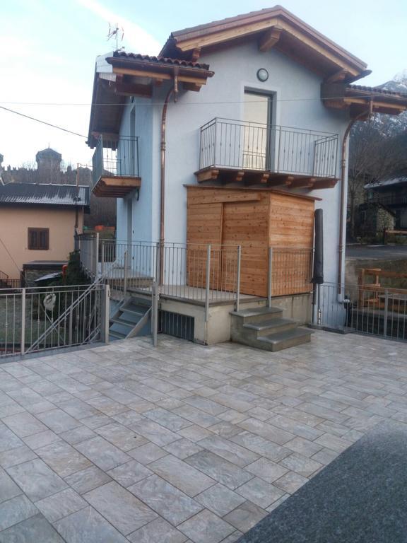 Casa Vacanze Chez Sapin Fenis Exterior photo